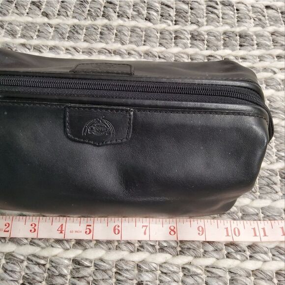 Dopp Leather Sienna Cowhide Toiletry Travel Bag - Picture 5 of 8